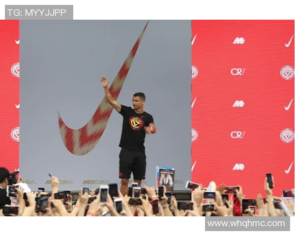 C罗背后的故事：从少年到巨星之路