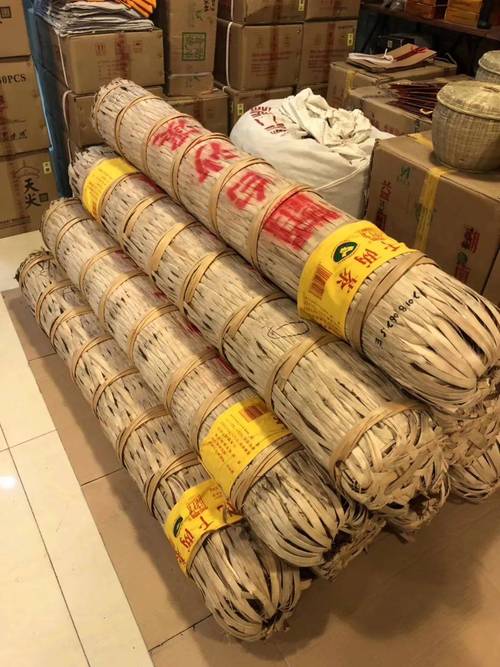 千两茶 世界茶王的封神之路——解密千湖香茶叶的传世匠心