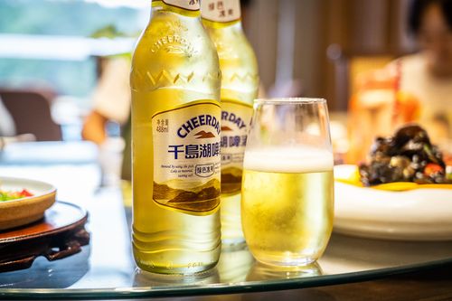 千岛湖畔的这家酒店，将新安江山水装进画里，距离杭州只需2小时